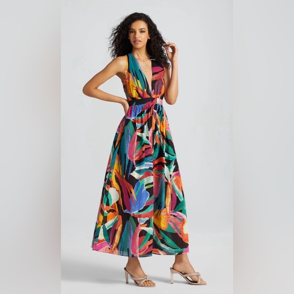 Gabrielle Union Dresses & Skirts - Gabrielle Union Printed Halter
Maxi 100% cotton Dress size M —NEW—